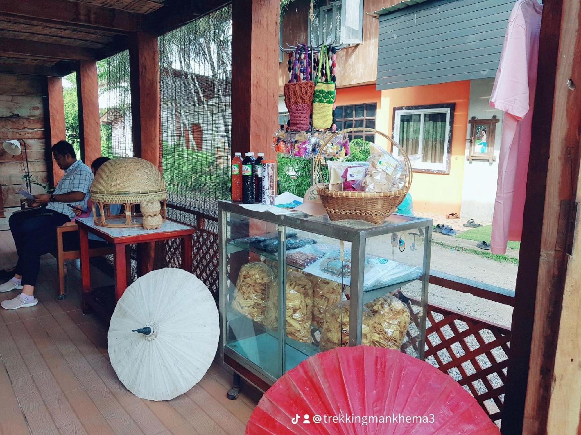 Kedthawa Homestay เฮือนเก็ดถะหวา Ban Cho Lae Exterior foto